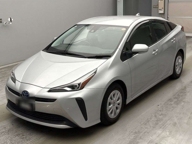 TOYOTA PRIUS — фото