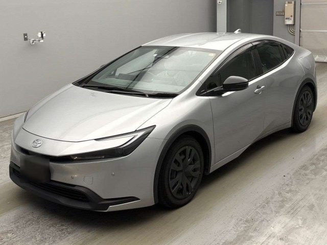 TOYOTA PRIUS — фото