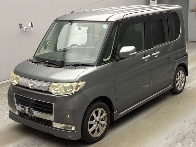 DAIHATSU TANTO — фото