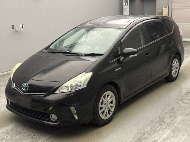 TOYOTA PRIUS — фото