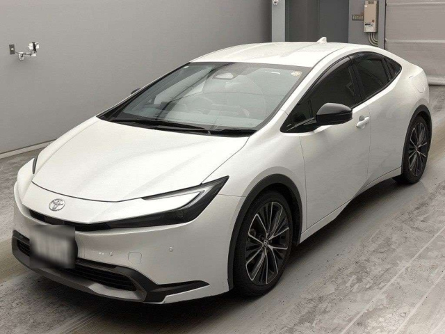 TOYOTA PRIUS — фото