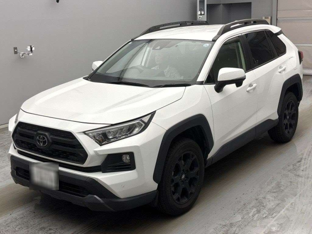 TOYOTA RAV4 — фото