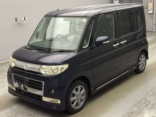 DAIHATSU TANTO — фото