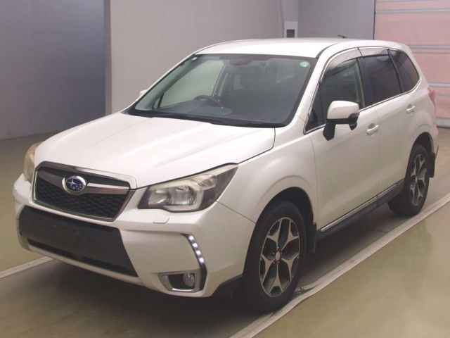 SUBARU FORESTER — фото