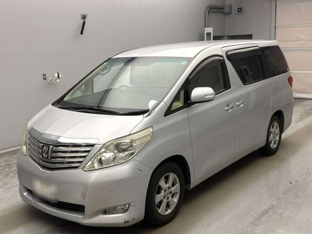 TOYOTA ALPHARD — фото