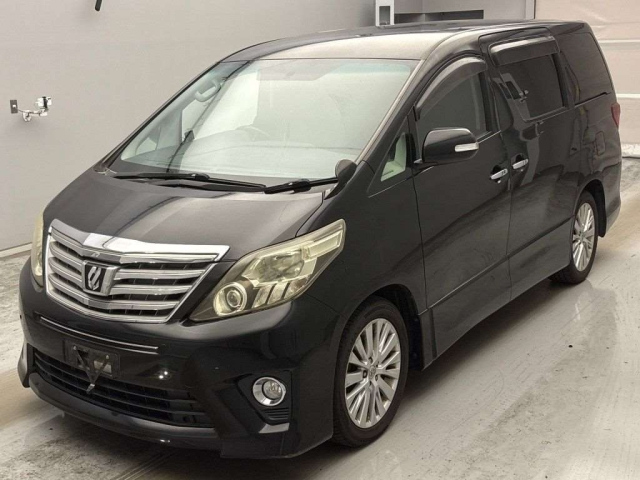 TOYOTA ALPHARD — фото