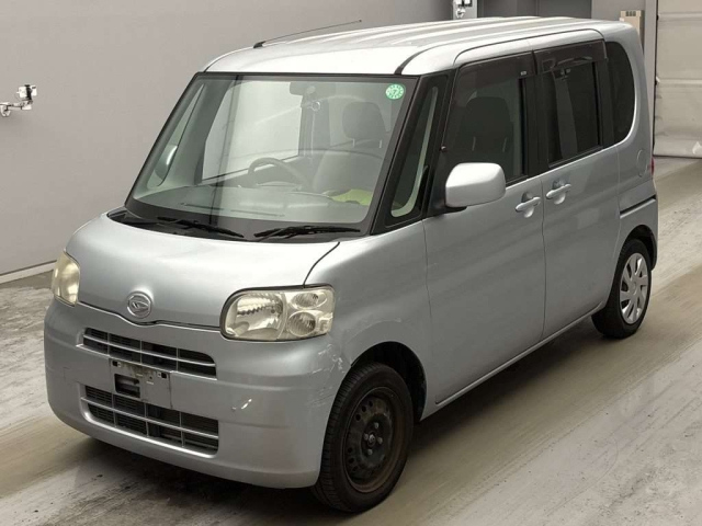 DAIHATSU TANTO — фото