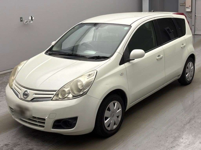 NISSAN NOTE — фото