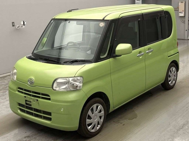 DAIHATSU TANTO — фото