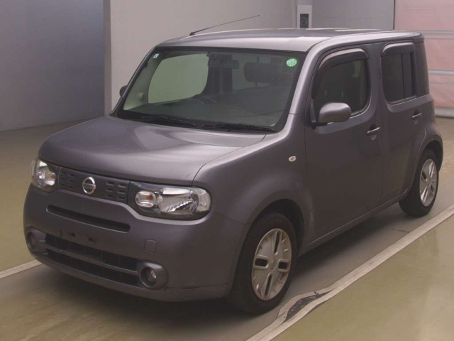 NISSAN CUBE — фото