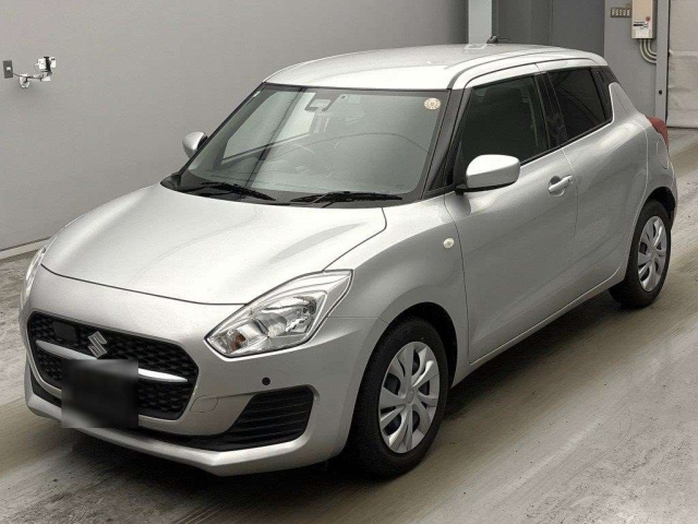 SUZUKI SWIFT — фото