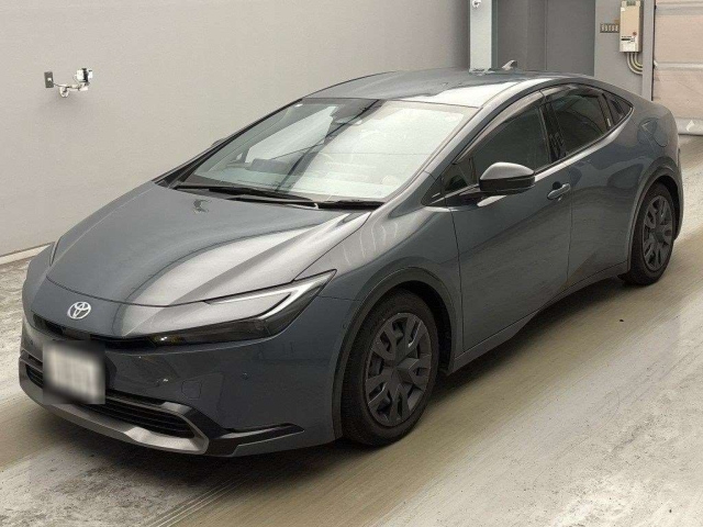 TOYOTA PRIUS — фото