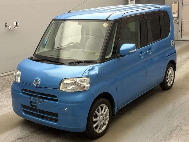 DAIHATSU TANTO — фото