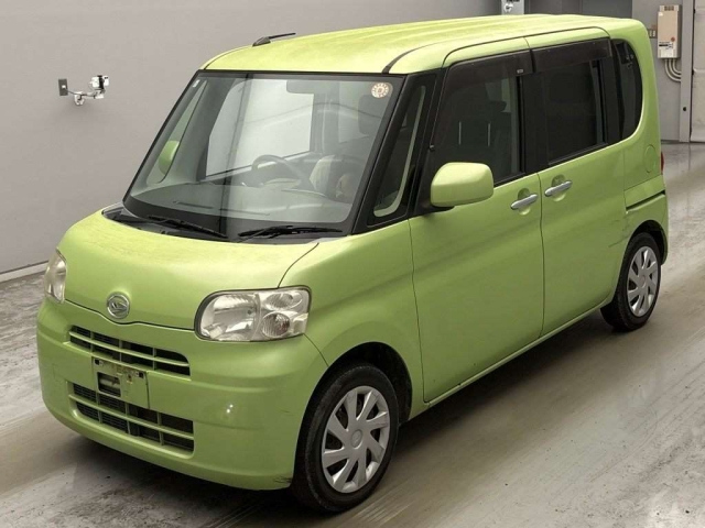 DAIHATSU TANTO — фото