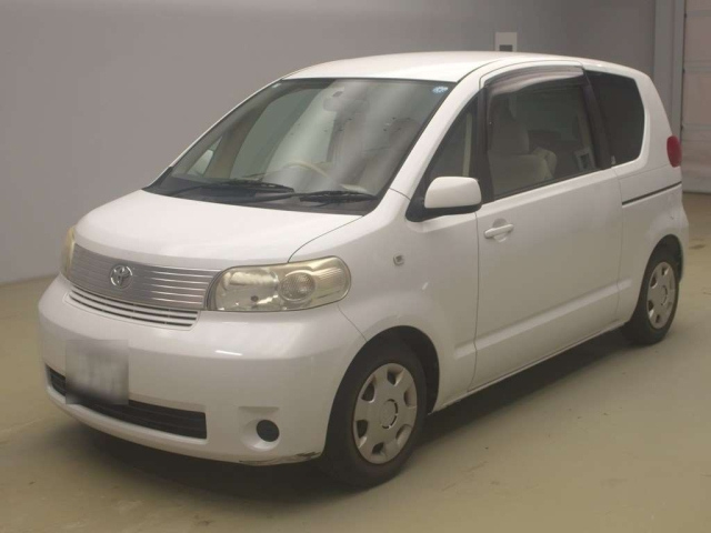 TOYOTA PORTE — фото