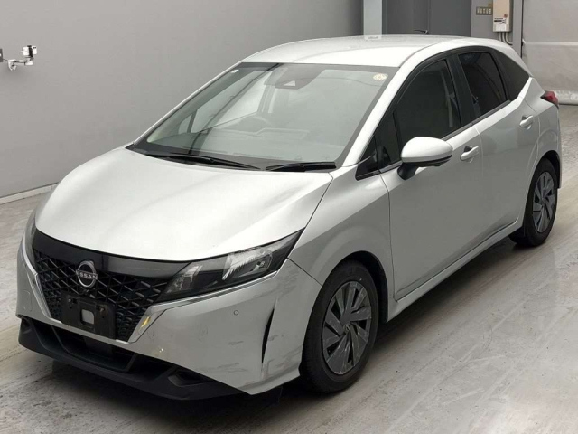 NISSAN NOTE — фото