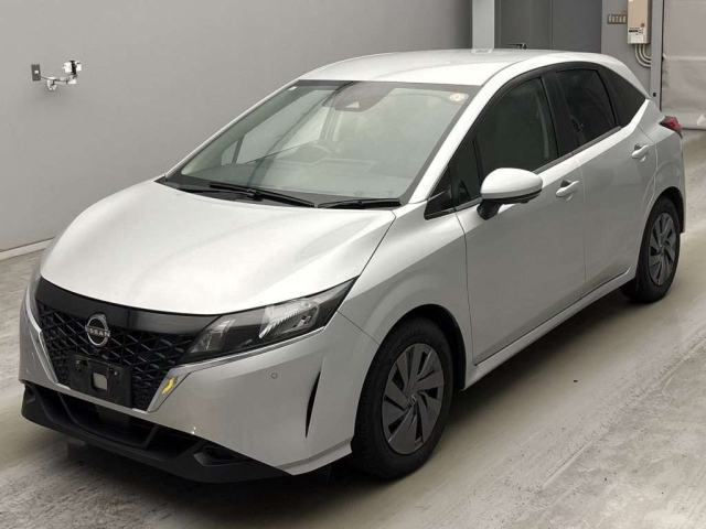 NISSAN NOTE — фото