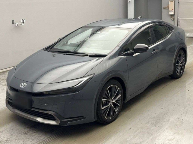 TOYOTA PRIUS — фото