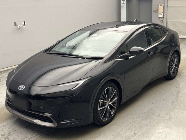 TOYOTA PRIUS — фото