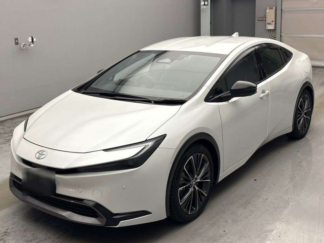 TOYOTA PRIUS — фото