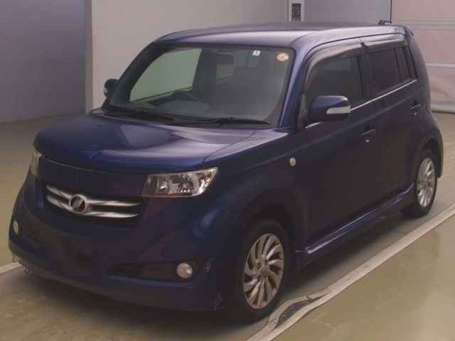 TOYOTA BB