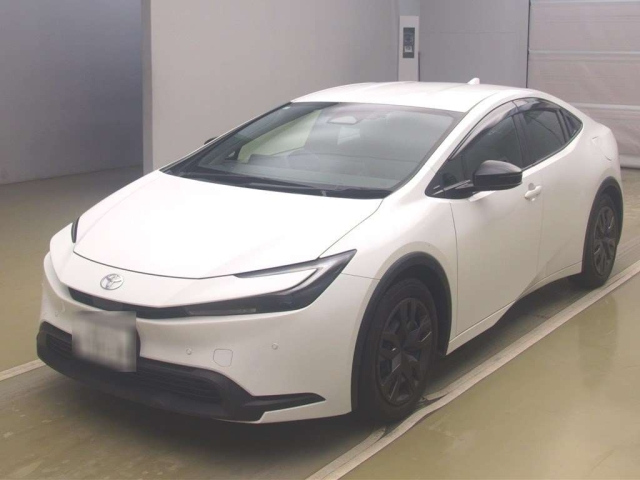 TOYOTA PRIUS — фото