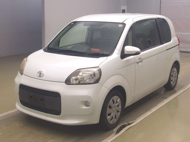 TOYOTA PORTE — фото