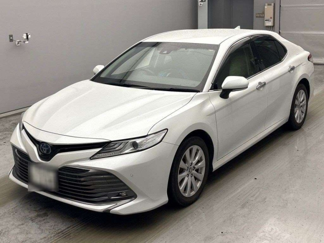 TOYOTA CAMRY — фото