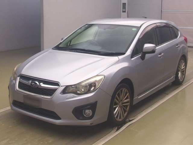 SUBARU IMPREZA — фото