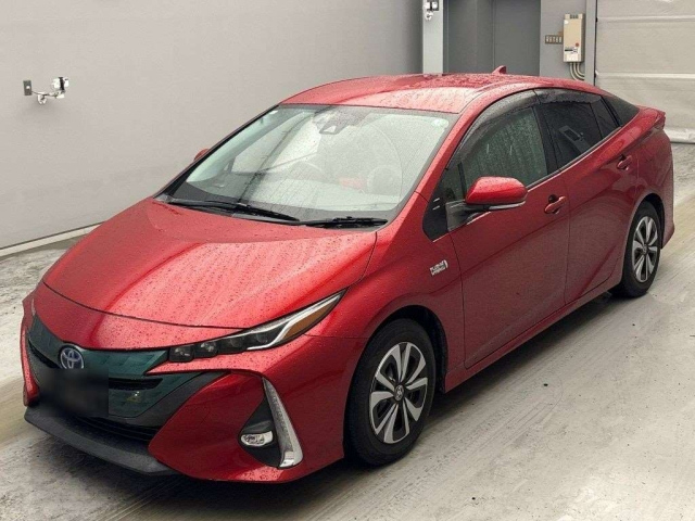 TOYOTA PRIUS — фото