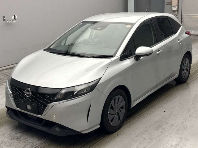 NISSAN NOTE — фото