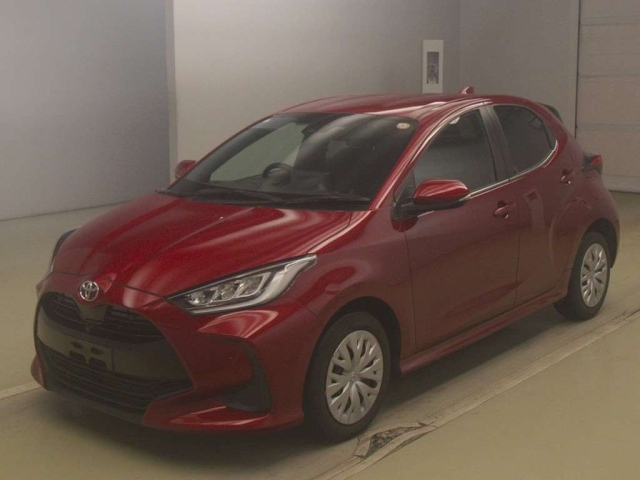 TOYOTA YARIS — фото