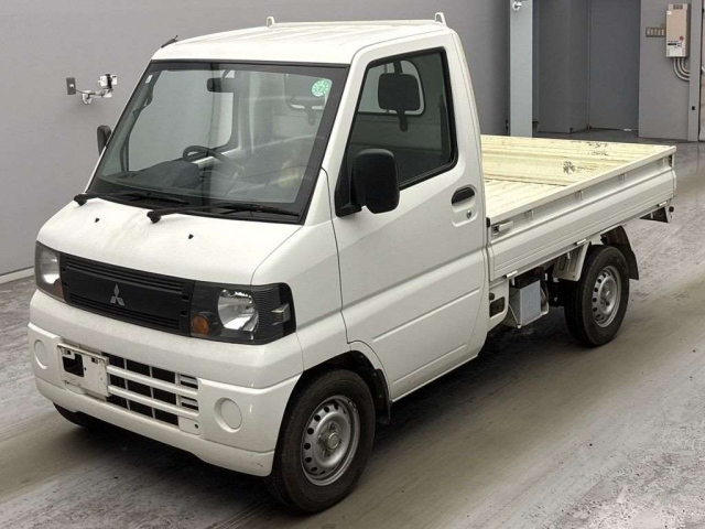 MITSUBISHI MINICAB — фото