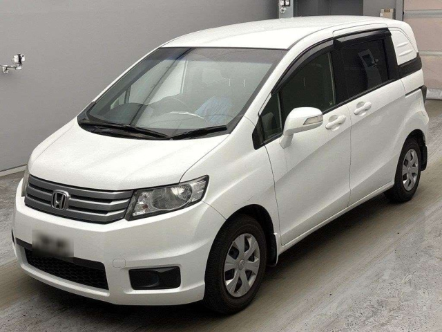 HONDA FREED SPIKE