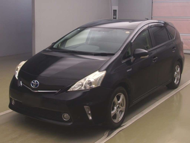 TOYOTA PRIUS — фото
