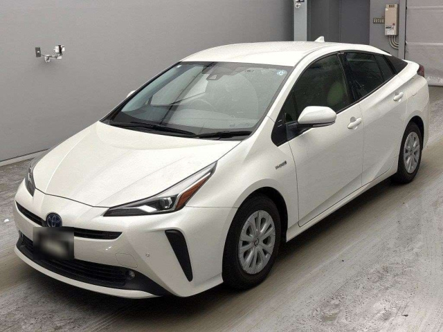 TOYOTA PRIUS — фото