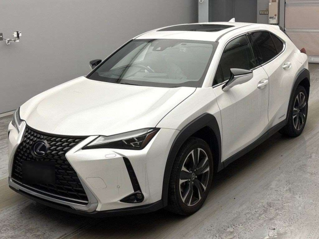 LEXUS UX — фото