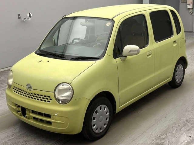 DAIHATSU MOVE — фото