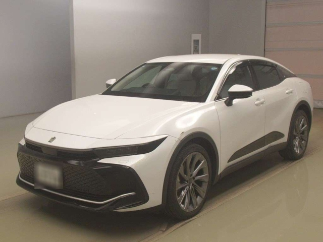 TOYOTA CROWN CROSSOVER