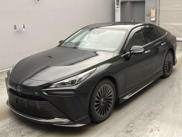 TOYOTA MIRAI — фото