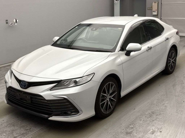 TOYOTA CAMRY — фото
