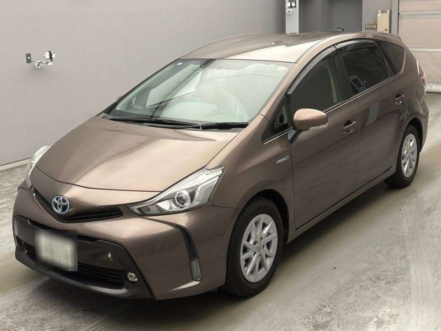TOYOTA PRIUS — фото