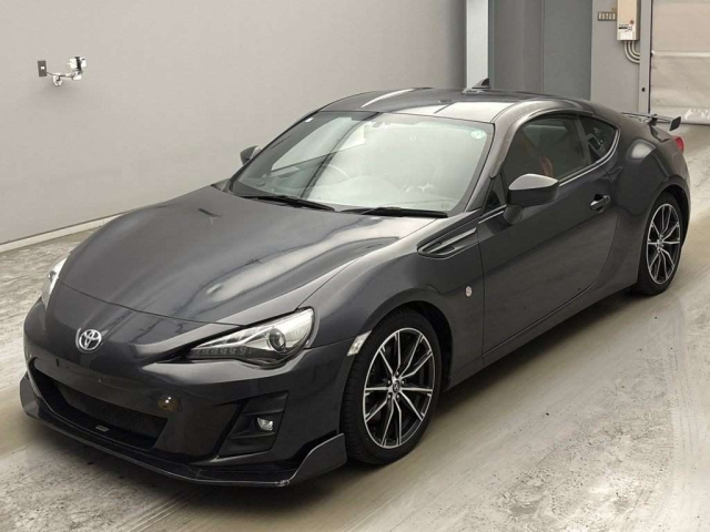 TOYOTA 86 — фото
