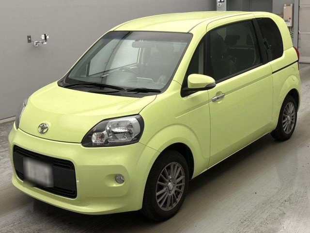 TOYOTA PORTE — фото