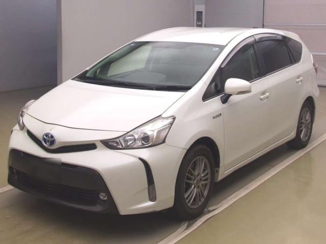 TOYOTA PRIUS — фото