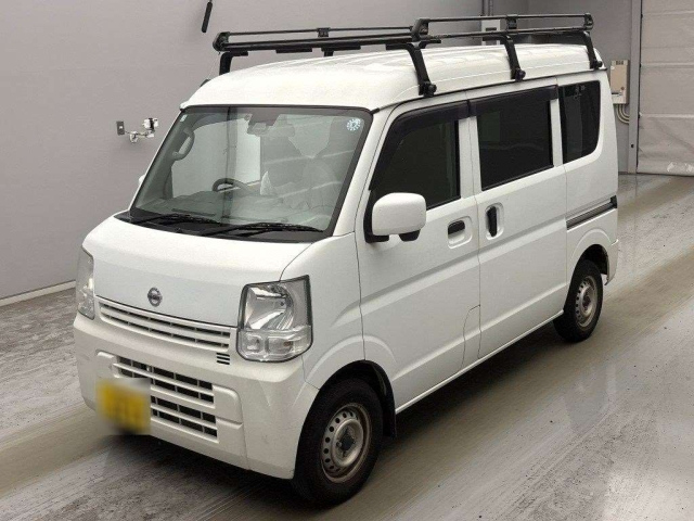 NISSAN CLIPPER — фото