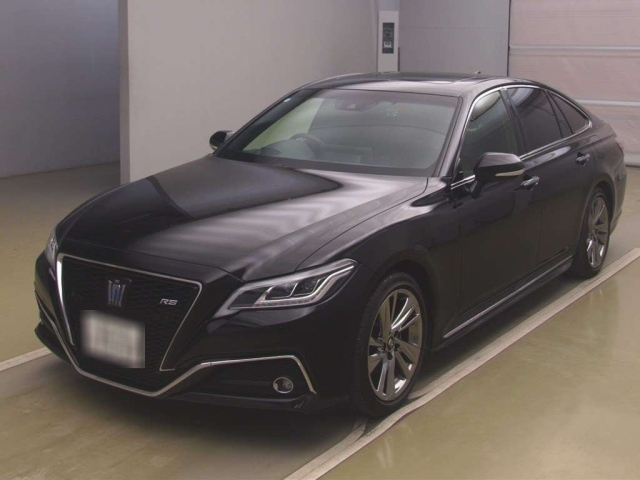 TOYOTA CROWN — фото