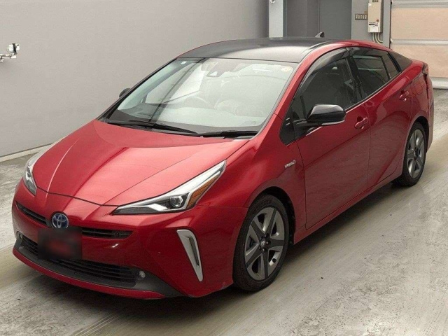 TOYOTA PRIUS — фото