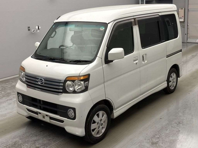 DAIHATSU ATRAI — фото