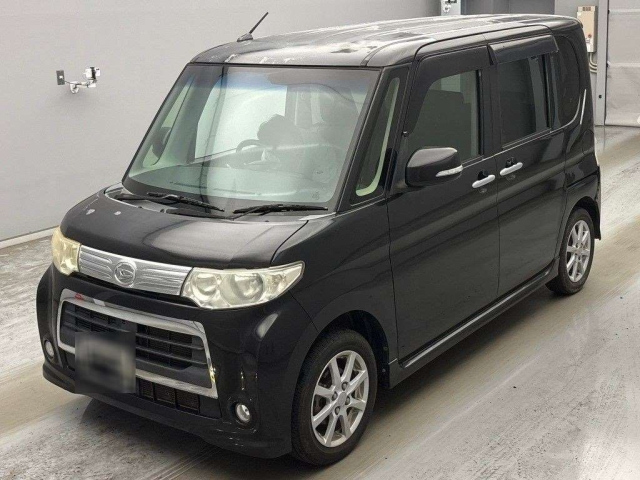 DAIHATSU TANTO — фото